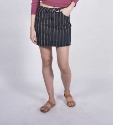 $120 Vanilla Start Juniors Black White Pinstripe Cotton Casual Mini