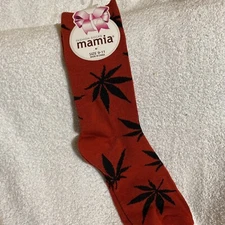 NWT Mamia Womens Fashion Crew Socks (Size 9-11)