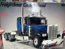 Testors 840 Freightliner Conventional Truck V...