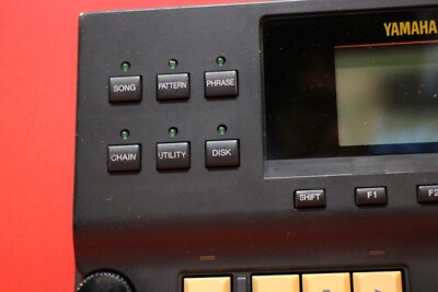 USED YAMAHA QY-300 Music Sequencer Rhythm Machine QY 300 U2373