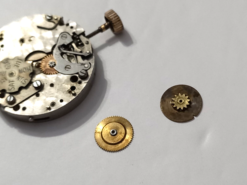 VINTAGE 1940'S RECORD CAL 107C MOONPHASE TRIPLE CALENDAR FOR PARTS - AS IS - Picture 4 of 6