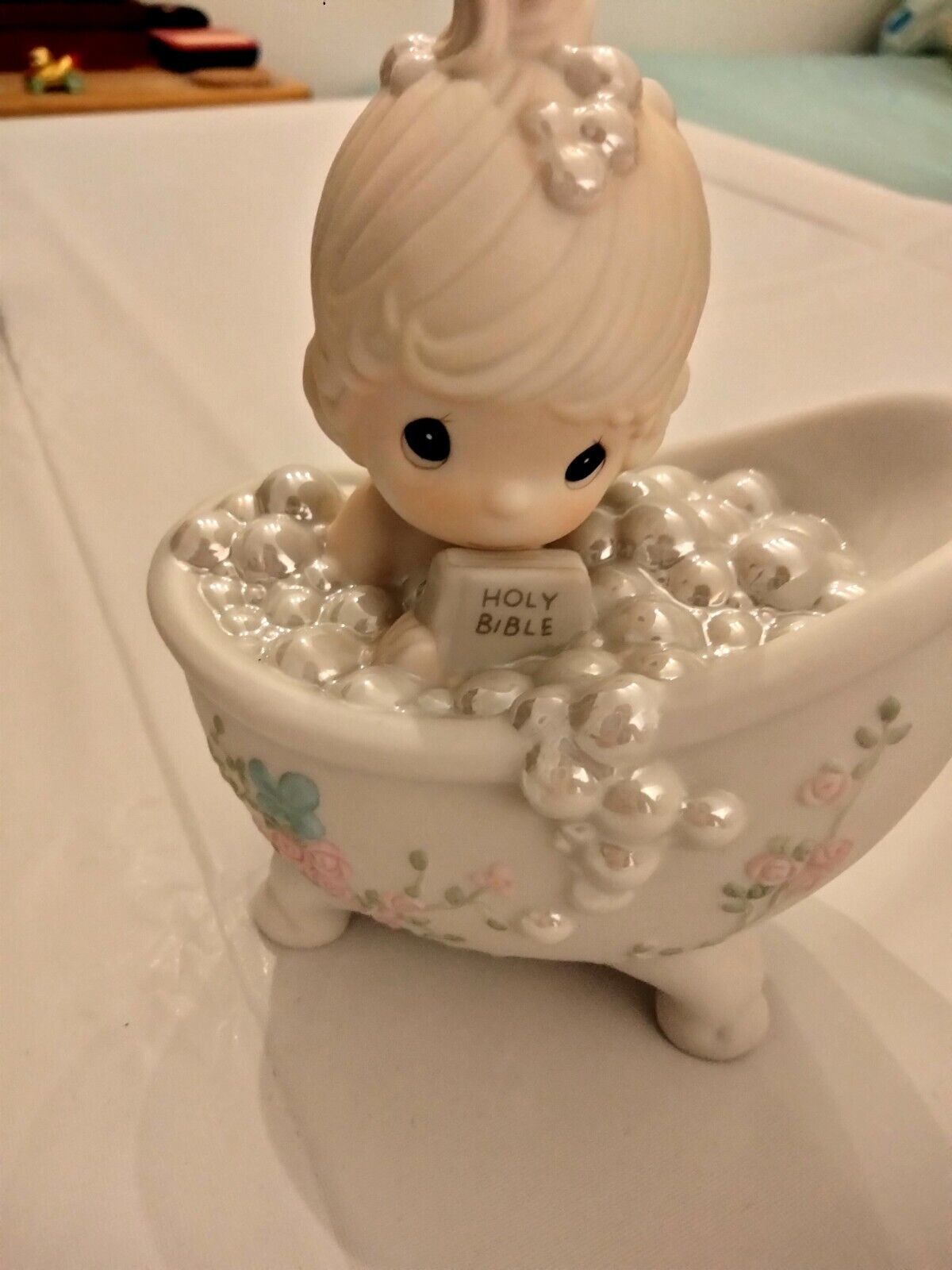 Precious Moments He Cleansed My Soul Porcelain Figurine Bath Tub