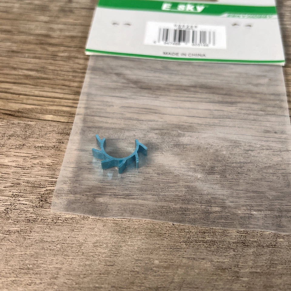 Disipador de calor azul motor principal y trasero E-sky Honey Bee genuino (EK1-0224)(EK1-0223) Foto 4 de 4