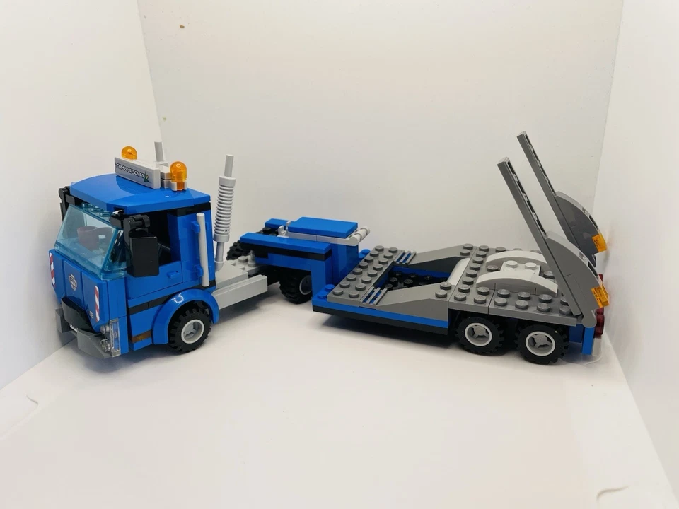 LEGO CITY: Harvester Transport 60223 Complete Retired Manuals Minifigs Box - Image 4 of 4