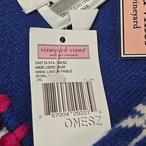 Vineyard Vines Martha's vineyard 100% Lambswool Lobster Scarf - Picture 9 of 11