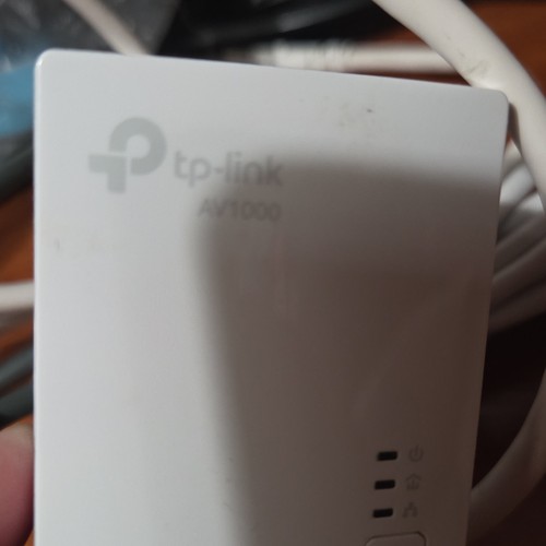 TP-LINK TL-PA7017 AV1000 Gigabit Powerline Adapter 2-Pack Ethernet White