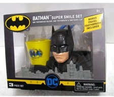 Batman DC Comics Great Smile Set 3 piece Toothbrush, Holder & Rinse Cup NEW