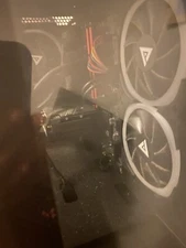 CyberPowerPC Gamer Xtreme (1TB HDD + 500GB SSD Intel Core i7-11700F 2.5GHz 16GB)