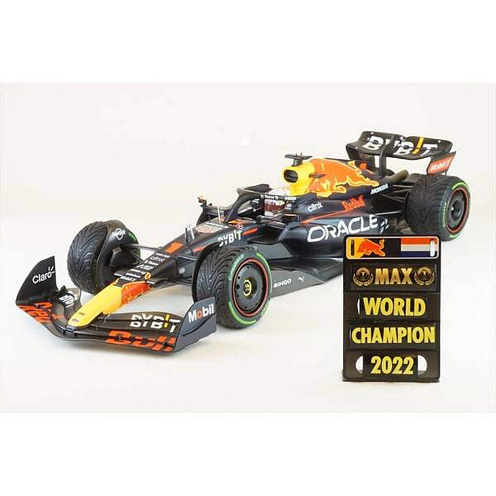 1:18th Red Bull Racing RB18 Max Verstappen World Champ Japan GP