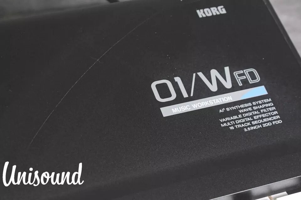 Korg 01/W FD 61-Key Keyboard Synthesizer with Power Cable Used