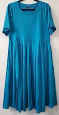 NWT Women's Bloomchic Supersoft Essentials Box Pleat Round Neck Dress - Size 10