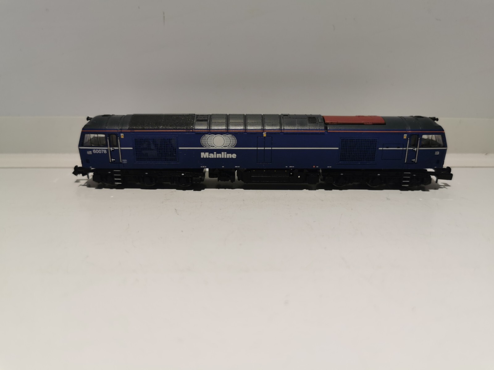 Picture 2 of 8