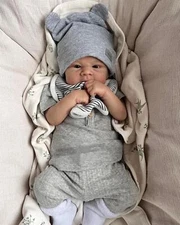 Chubby 17" Reborn Baby Dolls Adorable Realistic Cloth Body Baby Handmade Newborn