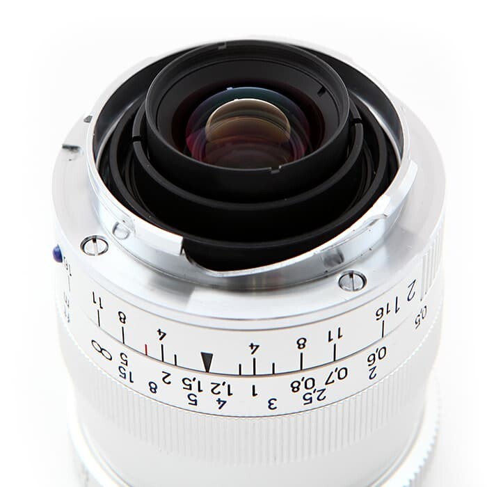 Carl Zeiss BIOGON T* 21mm F2.8 ZM Silver Leica M mount New Carl Zeiss BIOGON T* 21mm F2.8 ZM Silver Leica M mount New