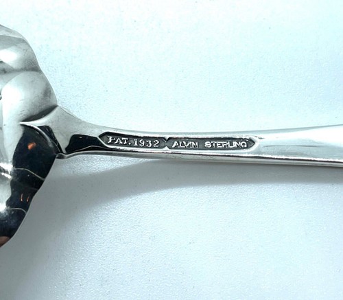 Bridal Bouquet Alvin Sterling Silver Pierced Bon Bon Server Candy Nut Spoon - Picture 4 of 5