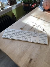 Apple wired numeric keyboard A1243 And Wireless Mouse A1197
