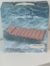 Sunnylife Inflatable Vintage Lie On