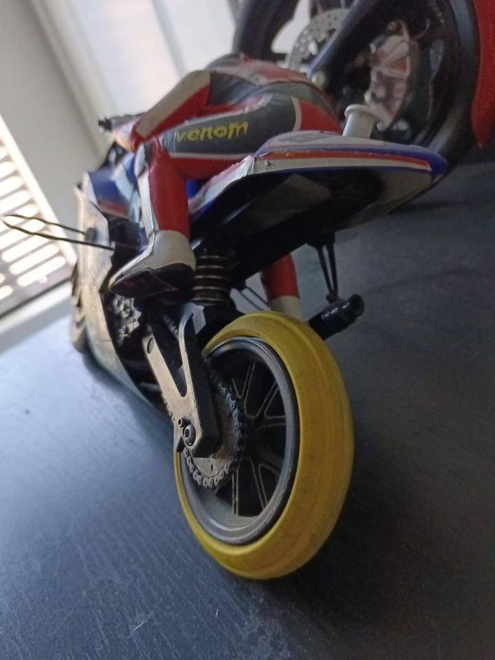 RTR VH-EP5 Electric 1/5 Scale RC Motorcycle Bike - Image 3 of 4