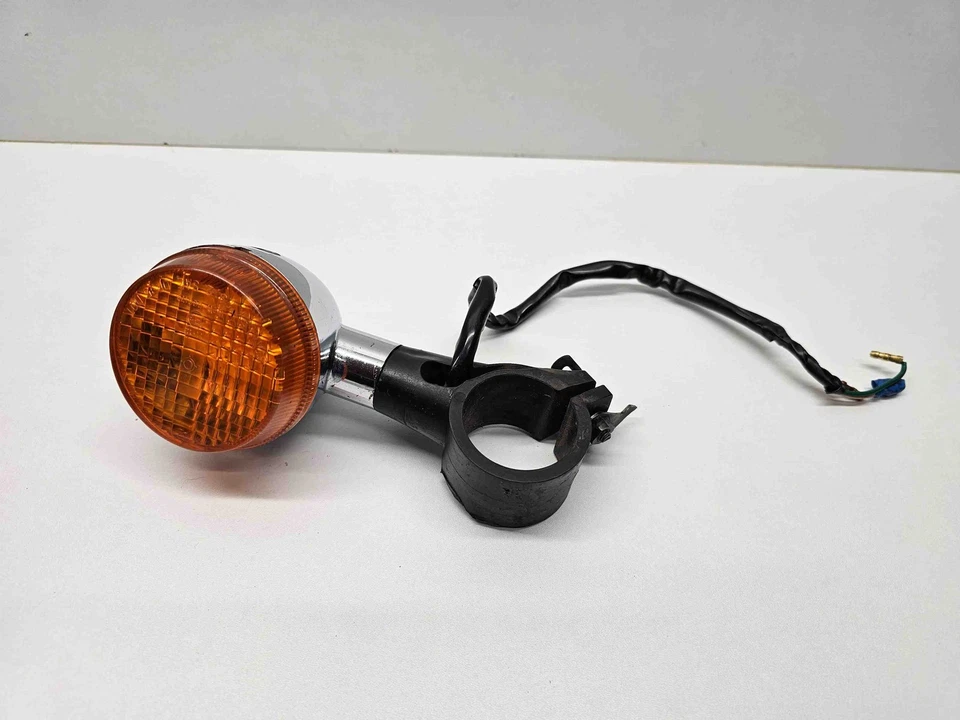 HONDA VTX1300C Blinker links 2006 Baujahr 32426069 - Bild 1 von 4