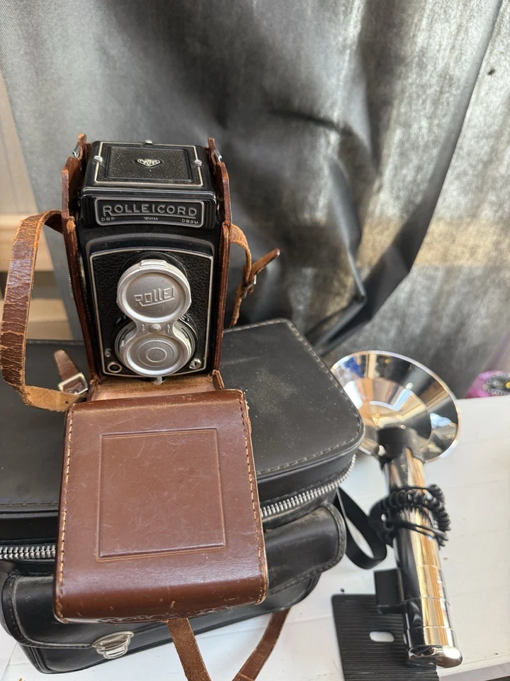 Cámara fotográfica Rollei Rolleicord Va tipo II TLR 6x6 lente Xenar 75 mm f/3,5 Japón Foto 2 de 4