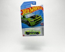 15 Dodge Charger SRT (Green) - HW First Response - Hot Wheels - HTC87-N9C0F