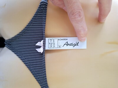 String Lise Charmel Antigel - Taille 2, Couleur Gris, Neuf Sans étiquette