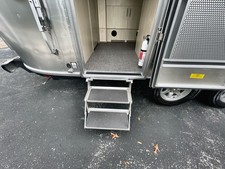 2026 Airstream Flying Cloud 23FBT