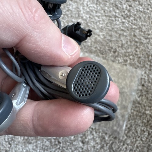 Sony Ericsson Headphones RLF50154/2 R2B - Zdjęcie 3 z 4