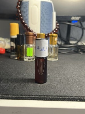 Musk Kaaba Red 5ml Parfümöl Oil Roll On Attar