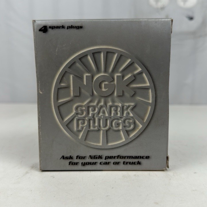 NGK 7634 BPR5ES-11 Spark Plugs 4 Pack NEW