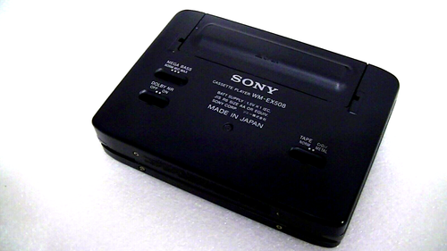 Restored VINTAGE SONY WALKMAN CASSETTE RECORDER WM-EX508, Works very well - 第 3/5 張圖片