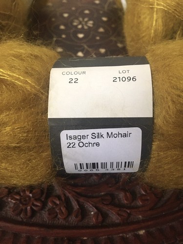 3 Skeins Isager “Ochre” Silk Mohair Yarn - Picture 5 of 6