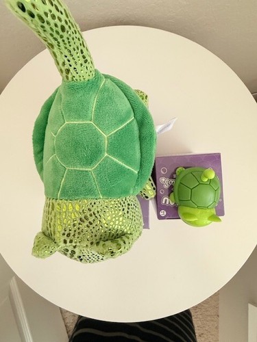 Aphmau MeeMeows Under the Sea Turtle Plush and Mini Figure set - Picture 2 of 5