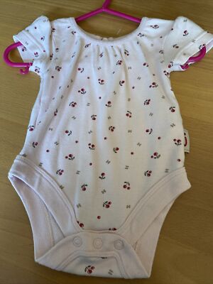 Baby Mädchen Kleidung 0-3 Monate John Rocha rosa Kirschen Baumwolle Druckknopf Trägertop