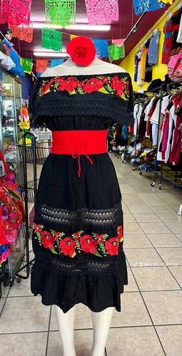 Size large Maria Bonita Vintage Embroidery Mexican Dress