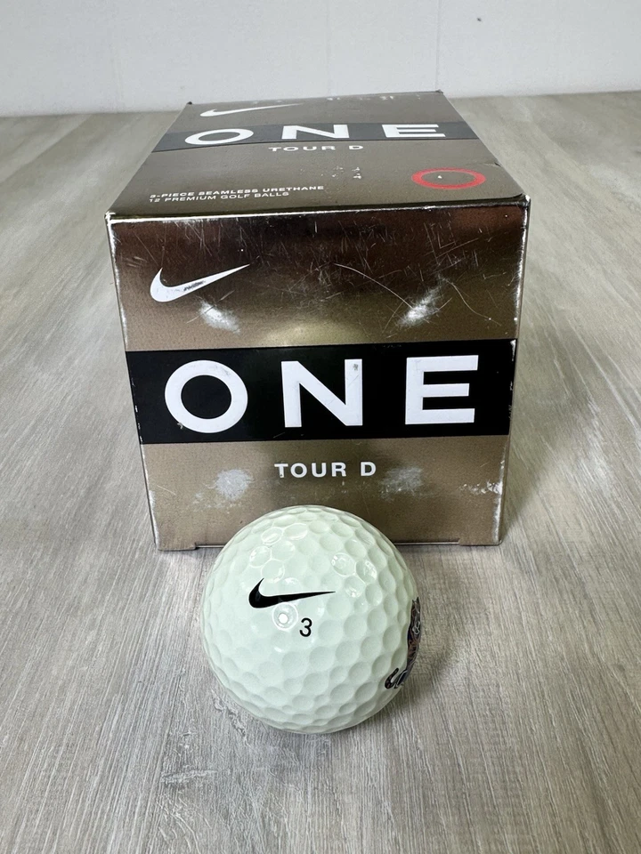 Pelotas de golf Nike One Tour D Memphis Tiger’s raras premium descontinuadas docena (12) Foto 2 de 4