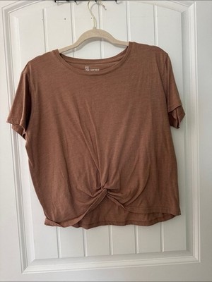 Twist-Front Short Sleeve Tee in Brown