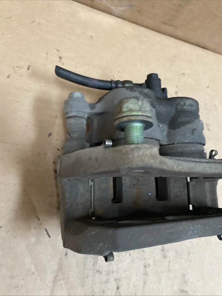 2019 2020 2021 Subaru Forester Front Right Passenger Side Caliper 3525 - Image 2 of 4