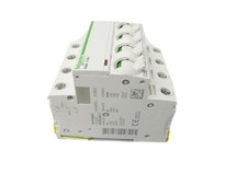 SCHNEIDER ELECTRIC A9F79420 20A 400V NSNP