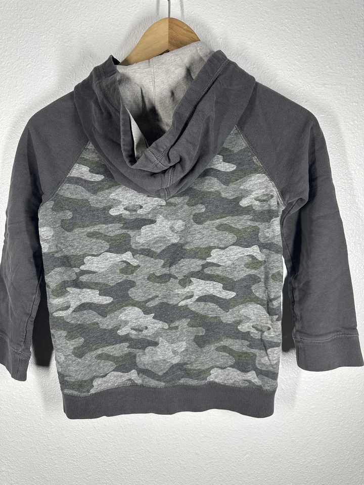 OshKosh B'gosh Hoodie Boys 8 Gray Green Camo Full Zip Raglan Kangaroo Pocket - Image 2 of 4