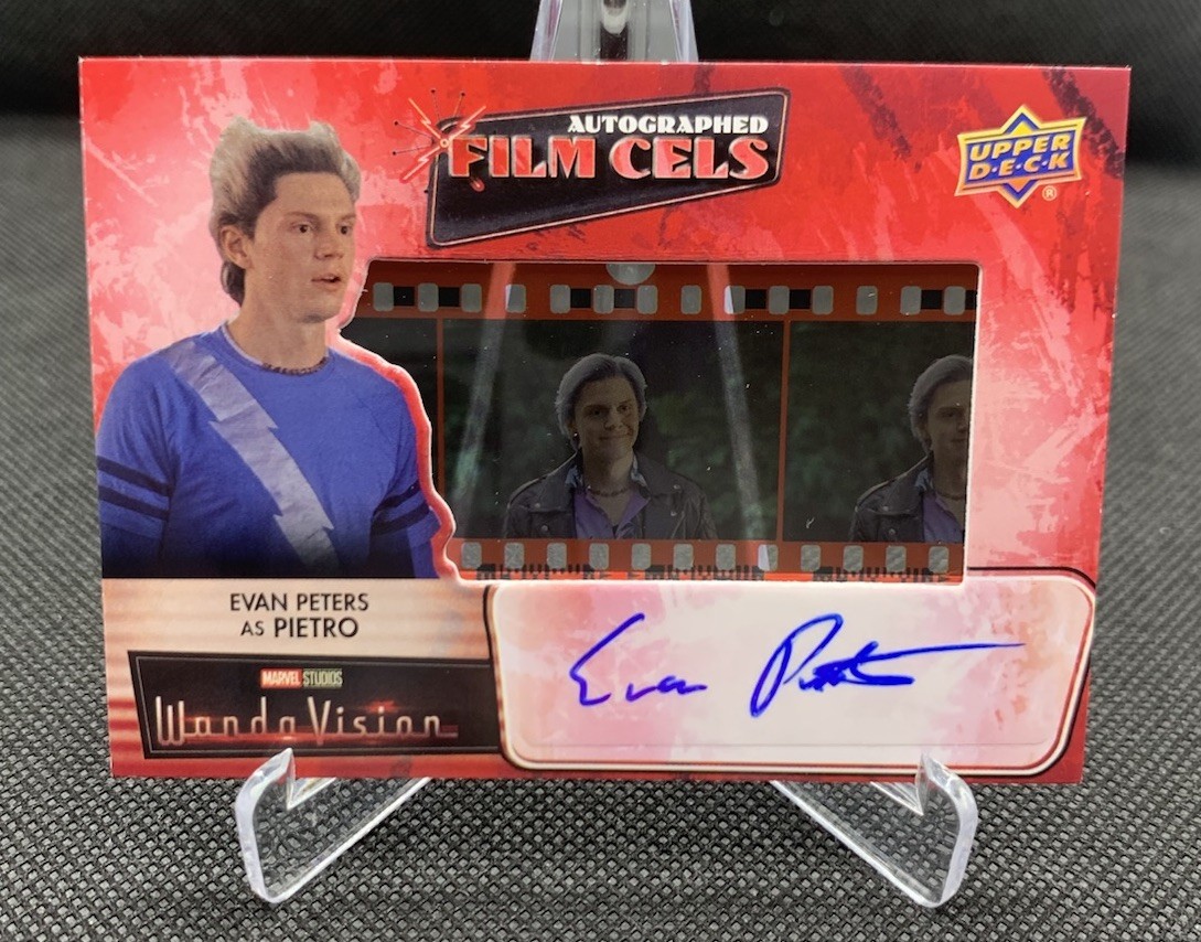 Evan Peters | eBay Autograph Signed Marvel and 0 WandaVision Photo