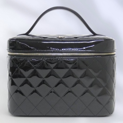 Chanel Timeless Classic Line Patent Leather Bag Black/Gold Used