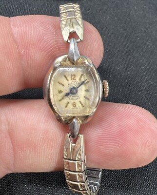 ENICAR 17 Jewel Ultra Sonic Deco Ladies Gold Tone Blue Dial Speidel Stretch VTG