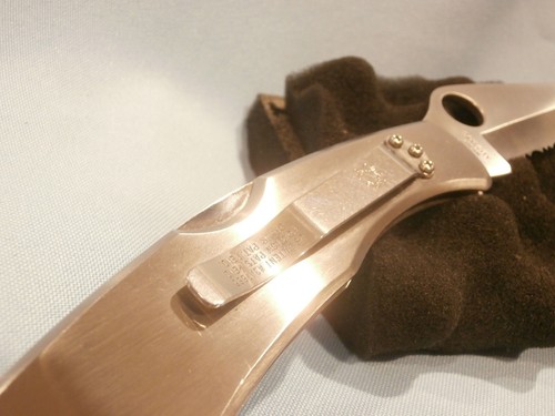 SPYDERCO POLICE MODEL CO7S SEAL TEAM FOUR - Picture 10 of 11