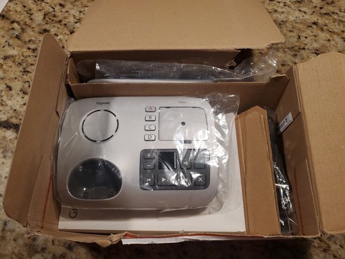 Gigaset E560A – Cordless Phone for Seniors with Answering Machine and SOS Key, - Picture 2 of 3