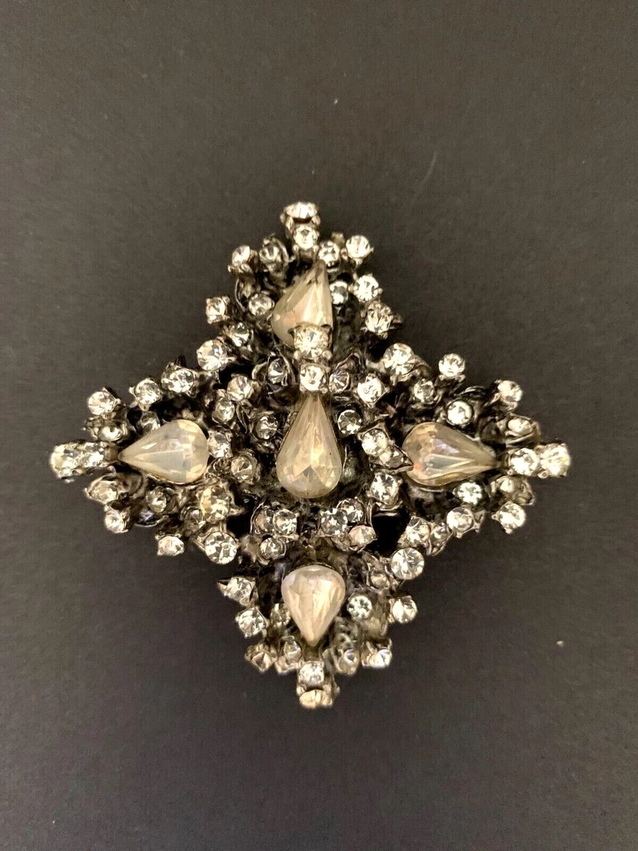 Vintage diamond brooch deals