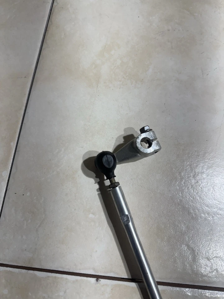 Yamaha YZFR6 R6 левый кронштейн переключатель передач в сборе 2005 2003 2004 - Изображение 4 из 4