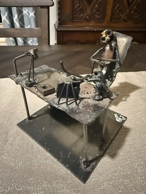 RARE 1970 SIGNED DENNIS AARONS METAL ART SCULPTURE BRUTALIST Attorney Desk