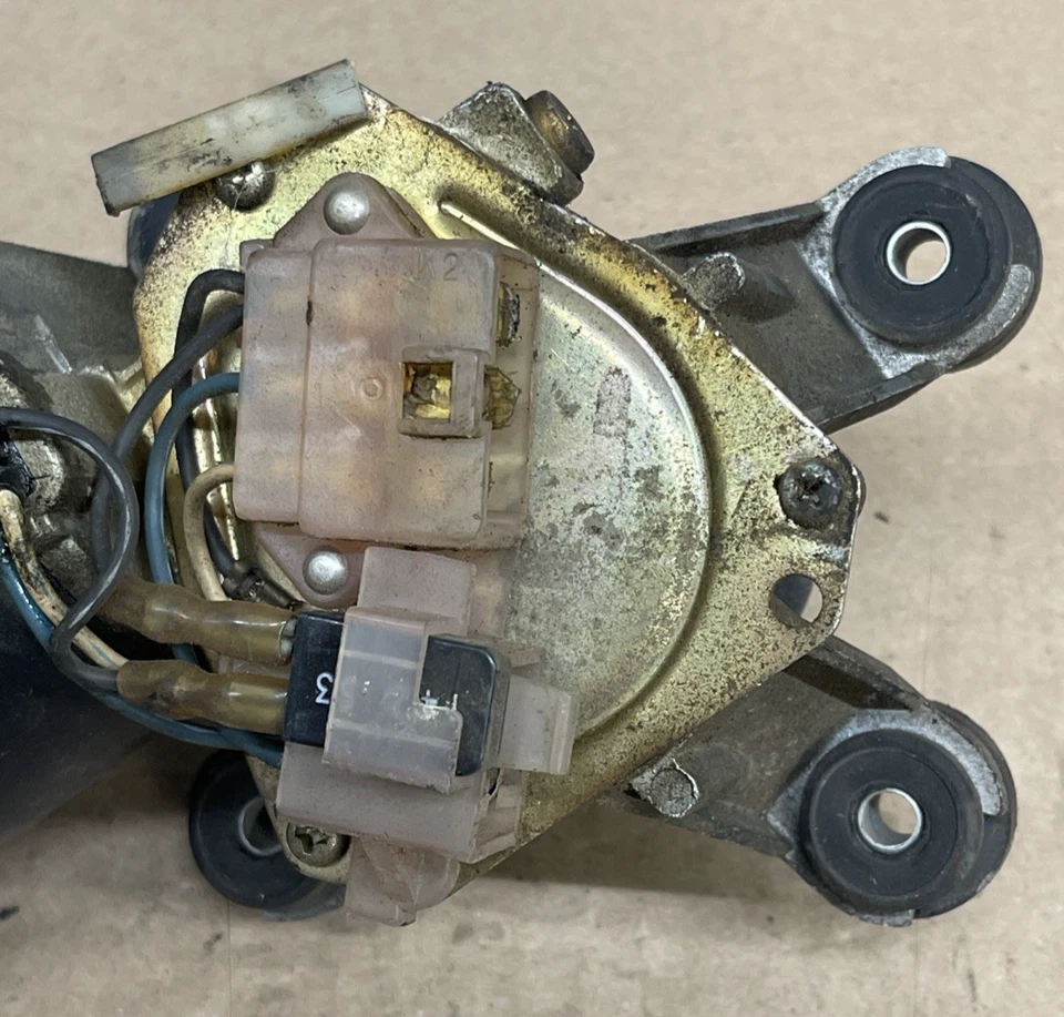 Chevrolet Geo Spectrum 1985-1989 motor limpiaparabrisas Foto 3 de 4