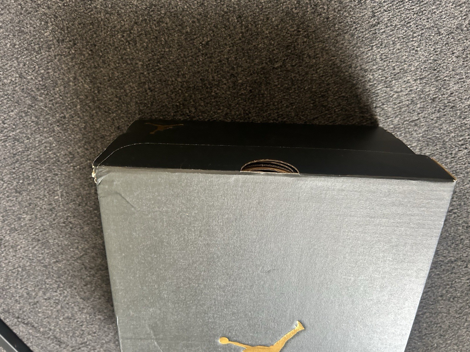 Foto 4 di 5